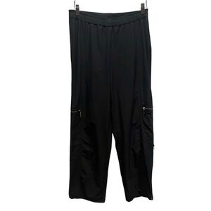 Chico’s Zenergy Women’s Cropped Black Cargo Pants Size 1 or Size 8